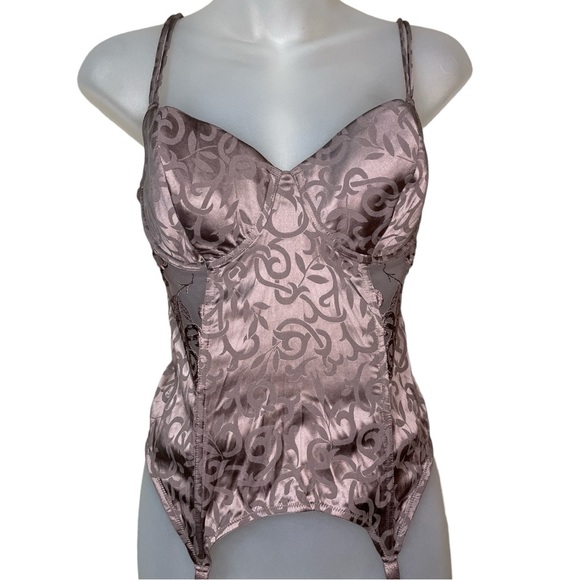 Victoria's Secret Other - Vintage Y2K Rare Victorias Secret Pure Silk & Lace Lingerie Bustier Corset NWT